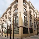 Centre Hotel 3*