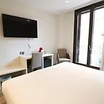 Hotel Centre 3*