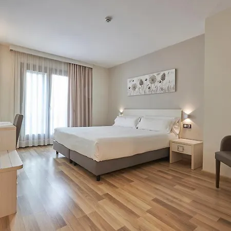 Centre 3* Реус