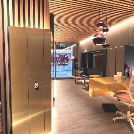 Centre Hotel 3*