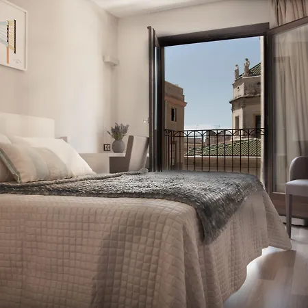 ホテル Centre レウス