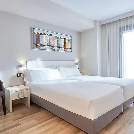 Hotel Centre 3*