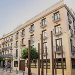Centre