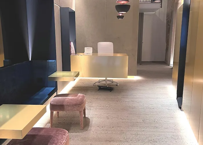 Centre Hotel 3*